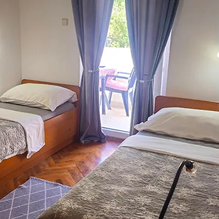 Ravni V Apartamento