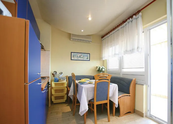 Ravni V Apartament