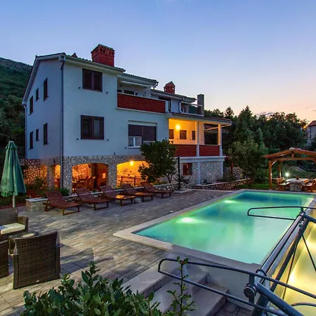 Ravni V Appartement *