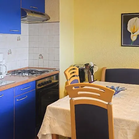 Ravni V Labin (Istria)