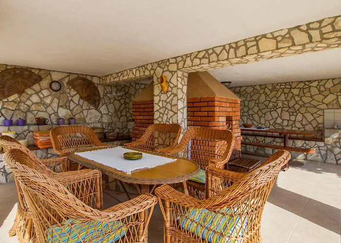 Ravni V * Labin (Istria)